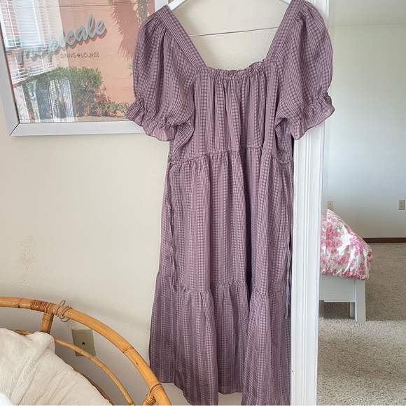 Madewell Square-Neck Tiered Midi Dress in Textured Seersucker in Fig Size Medium - Picture 10 of 10
